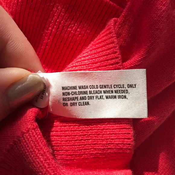 GAP - Picture 6 of 7